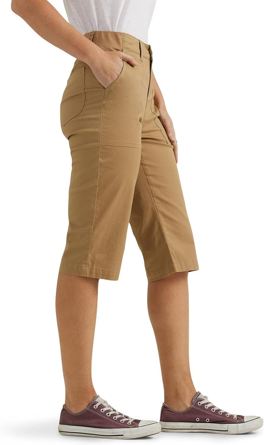 Lee Women's Ultra Lux Comfort with Flex-to-go Utility Skimmer Capri Pant