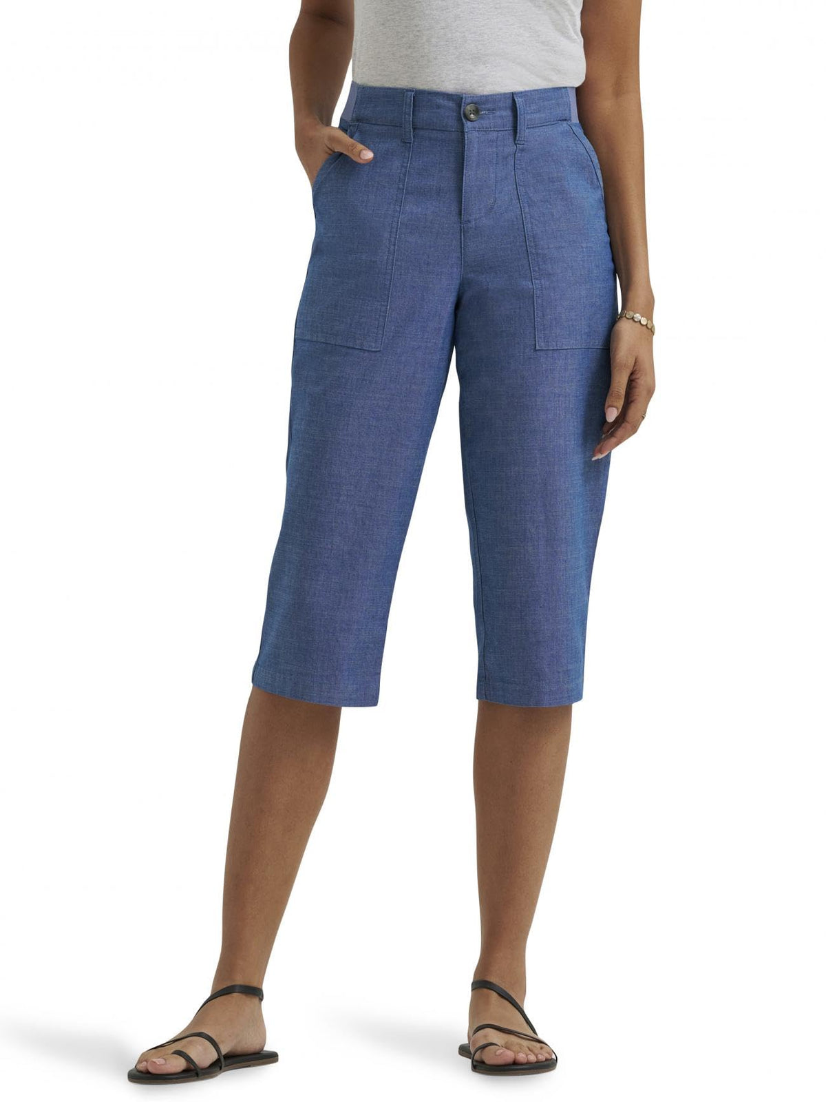 Lee Women's Ultra Lux Comfort with Flex-to-go Utility Skimmer Capri Pant